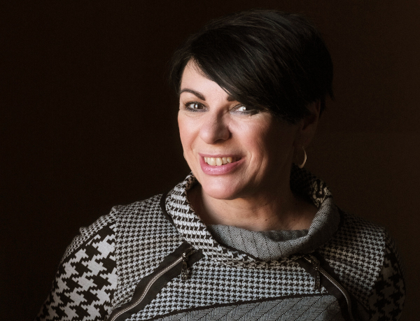 Iwona Cudak unterrichtet an der B&B Musikschule Berlin Schöneberg Klavier und Gesang Iwona Cudak unterrichtet an der B&B Musikschule Berlin Schöneberg Klavier und Gesang
