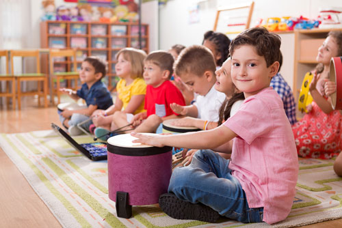 Musikalische Früherziehung der B&B Musikschule in Berliner Kitas und Kindergärten